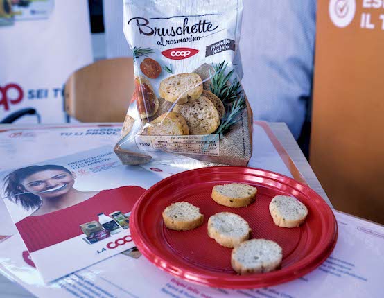 piatto assaggi bruschette coop rosmarino
